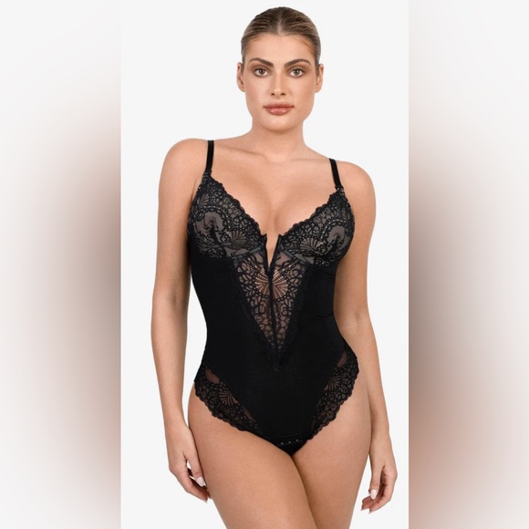 NWT Popilush Deep V Neck Lace Thong Bodysuit XL - Picture 1 of 10